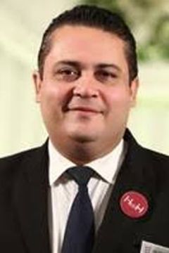 Russell De Rozario interpreta Heavyset Man