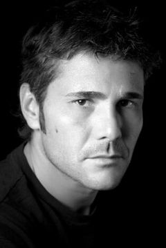 Emiliano Novelli interpreta Uomo di Castiglioni