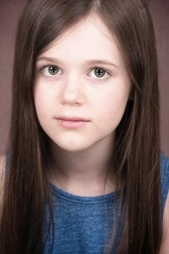 Selah Atwood interpreta Jane Willoughby