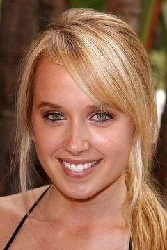 Megan Park interpreta Susanna Truit