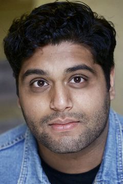 Jatinder Singh Randhawa interpreta Police Officer #2