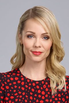 Laura Vandervoort interpreta Kara Kent