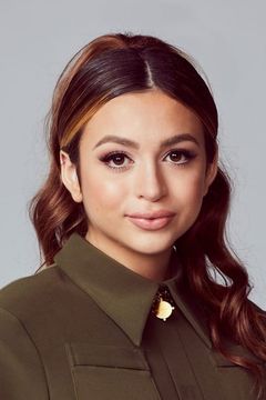 Josie Totah interpreta Seymour