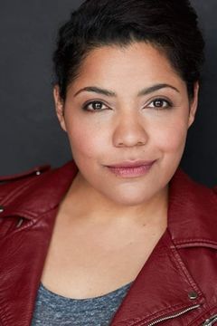 Wendy Mateo interpreta Auction Teller