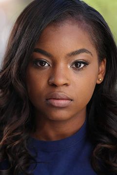 Rayven Symone Ferrell interpreta Denaisa Allen