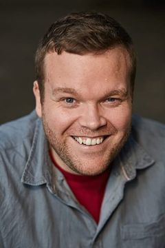 Calvin A. Dean interpreta Devonshire House Servant (as Calvin Dean)
