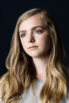 Elsie Fisher interpreta Agnes (voice)