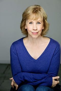 Nancy Daly interpreta Theatre Patron