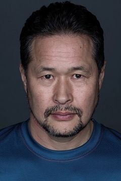 Zhaidarbek Kunguzhinov interpreta Monk