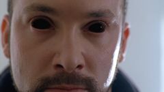 Ari Solomon interpreta Prince Andrew