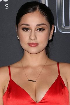 Yvette Monreal interpreta Gabriela