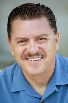 Vincent Jerman-Jerosa interpreta James Cagney