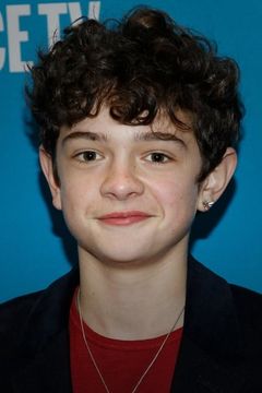 Noah Jupe interpreta Peter Miles