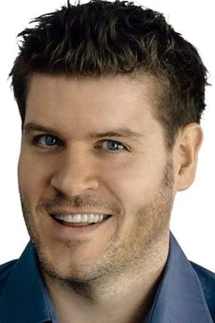 Richard Dwyer interpreta Featured Infected