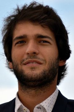 Humberto Carrão interpreta Félix
