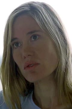 Tracey Ellis interpreta Kathy
