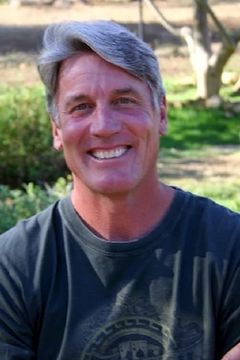 Jim Vickers interpreta Kidnapping Consultant