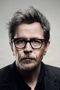 Gary Oldman interpreta Ruber (voice)