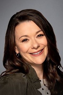 Maribeth Monroe interpreta Christina