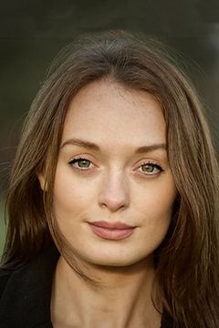 Elva Trill interpreta Charlotte Lockwood