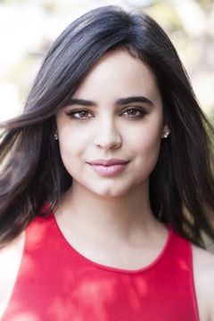 Sofia Carson interpreta Evie