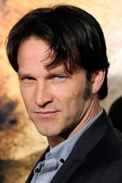 Stephen Moyer interpreta Brutus