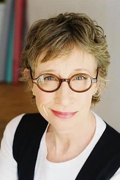 Robin Duke interpreta Ballet School Receptionist