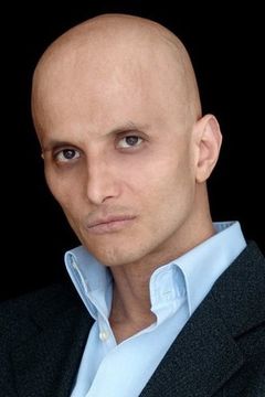 Marco Bacuzzi interpreta Tony