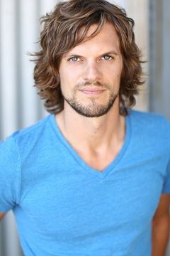 Matt Ellis interpreta Subway Performer