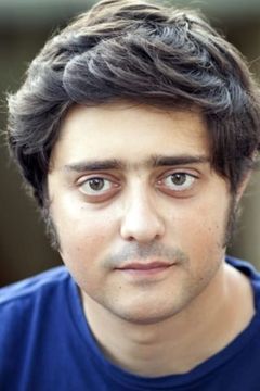 Yuval Mendelson interpreta Shai