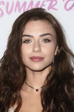 Victoria Konefal interpreta Blake