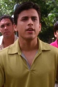 Ricky Luna interpreta Soldier