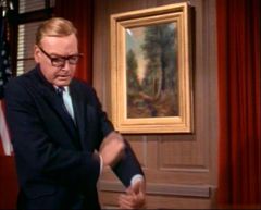Gene Lyons interpreta DC Reporter