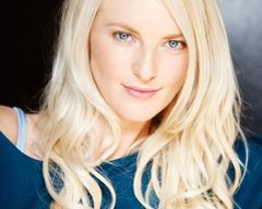 Lindsay May Heathcote interpreta Roland's Babe