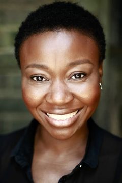 Muna Otaru interpreta Senate Staffer