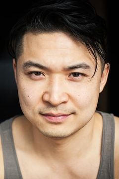 Howie Lai interpreta Jared Lee