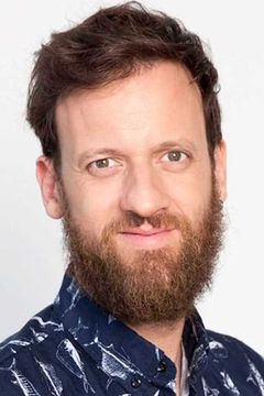 Edu Soto interpreta León Cavestany