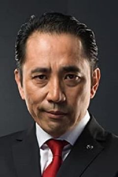 Eiji Mihara interpreta Japanese Announcer
