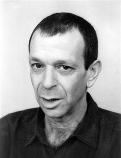 Uri Avrahami interpreta Chaim Nowak