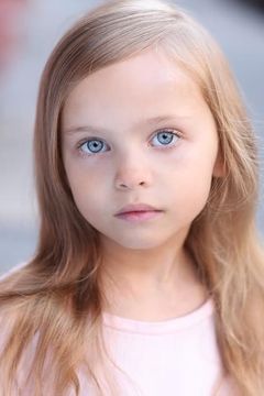 Cassidy Goron interpreta Child (Beach)