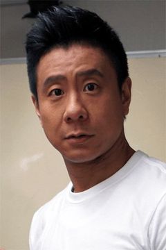 Tommy Chu Pak-Hong interpreta Woman Beater