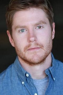 Ryan Judd interpreta PA Announcer (voice)