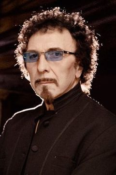 Tony Iommi interpreta Self