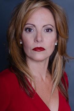 Kylie Delre interpreta Lisa Romano