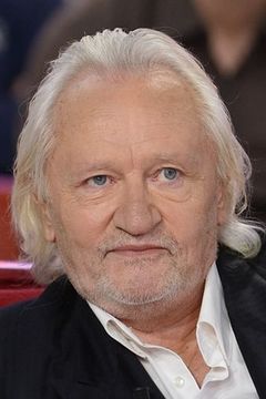 Niels Arestrup interpreta Thomas