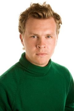 Olav Waastad interpreta Actor (Theatre)