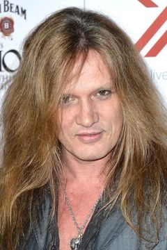 Sebastian Bach interpreta Rocker