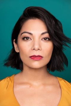 Ginger Gonzaga interpreta Nikki Ramos