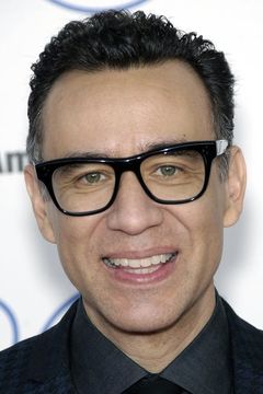 Fred Armisen interpreta Russian Lawyer