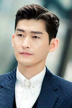 Zhang Han interpreta Zhuo Yifan